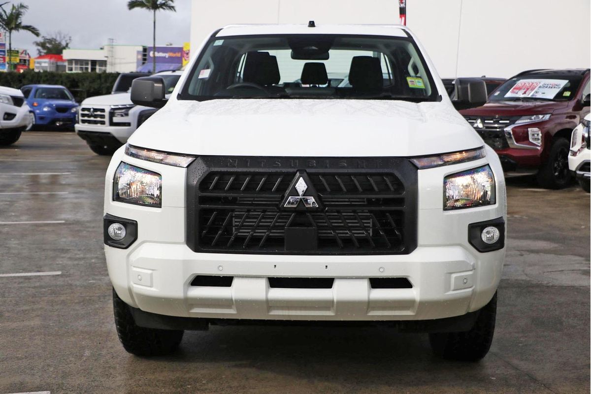 2025 Mitsubishi Triton GLX MV 4X4