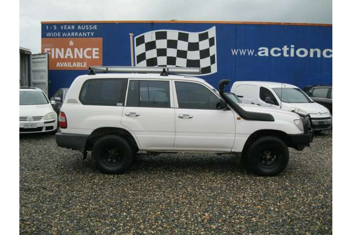 2005 Toyota Landcruiser Standard HZJ105R