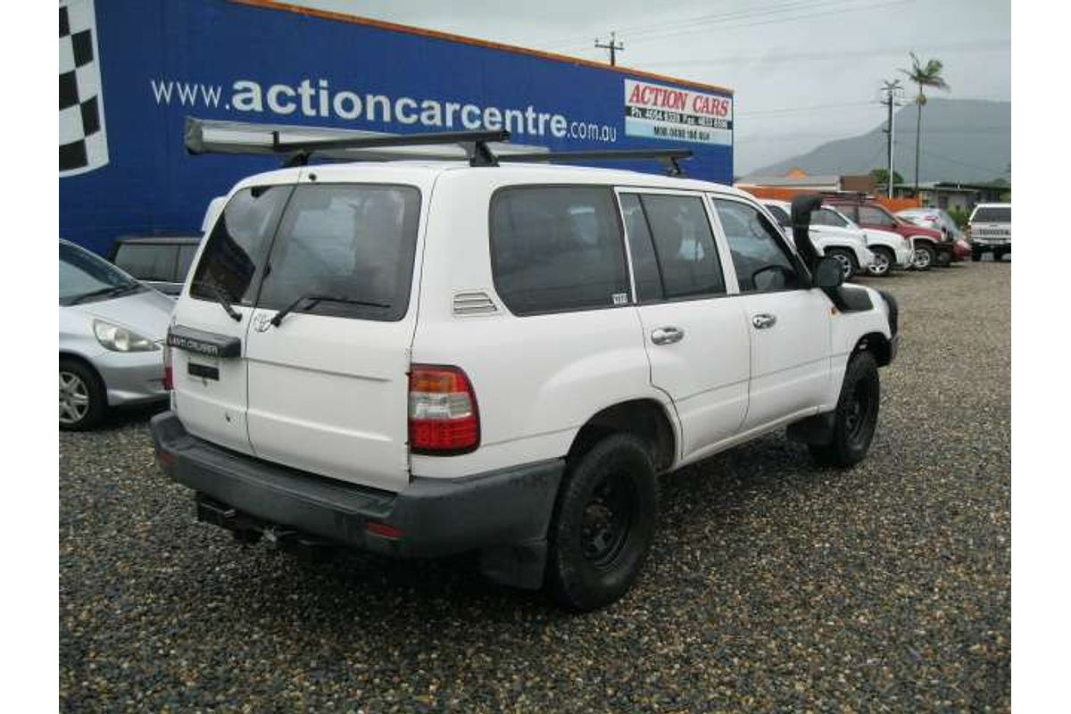 2005 Toyota Landcruiser Standard HZJ105R