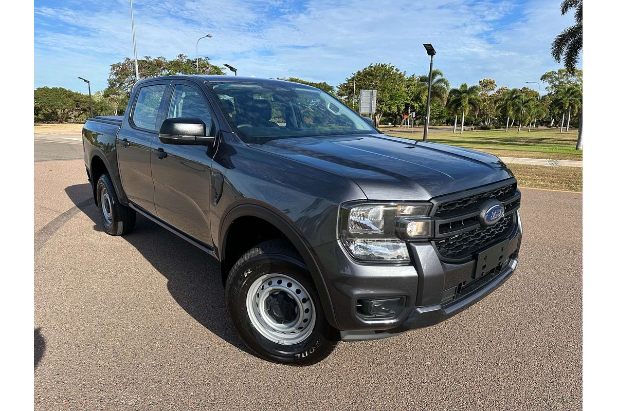 2025 Ford Ranger XL 4X4 2.0L