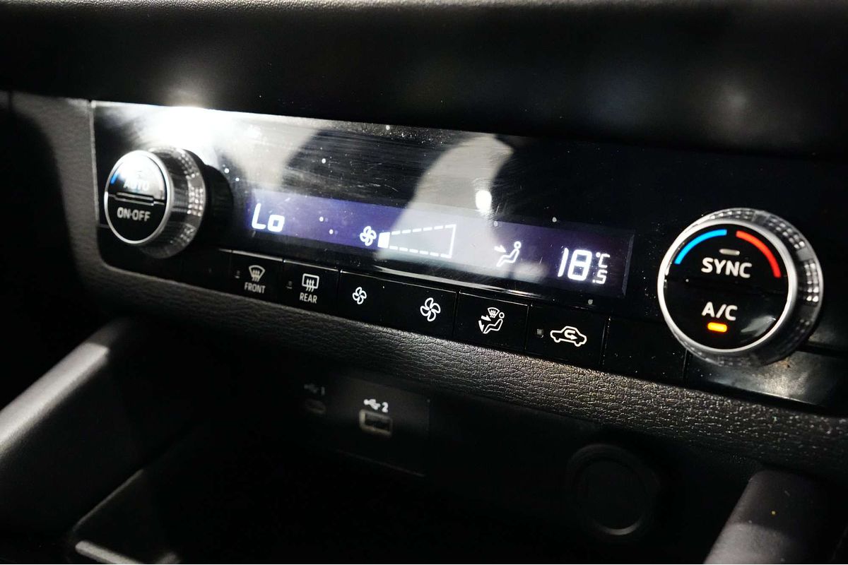 2022 Mitsubishi Outlander ES ZM