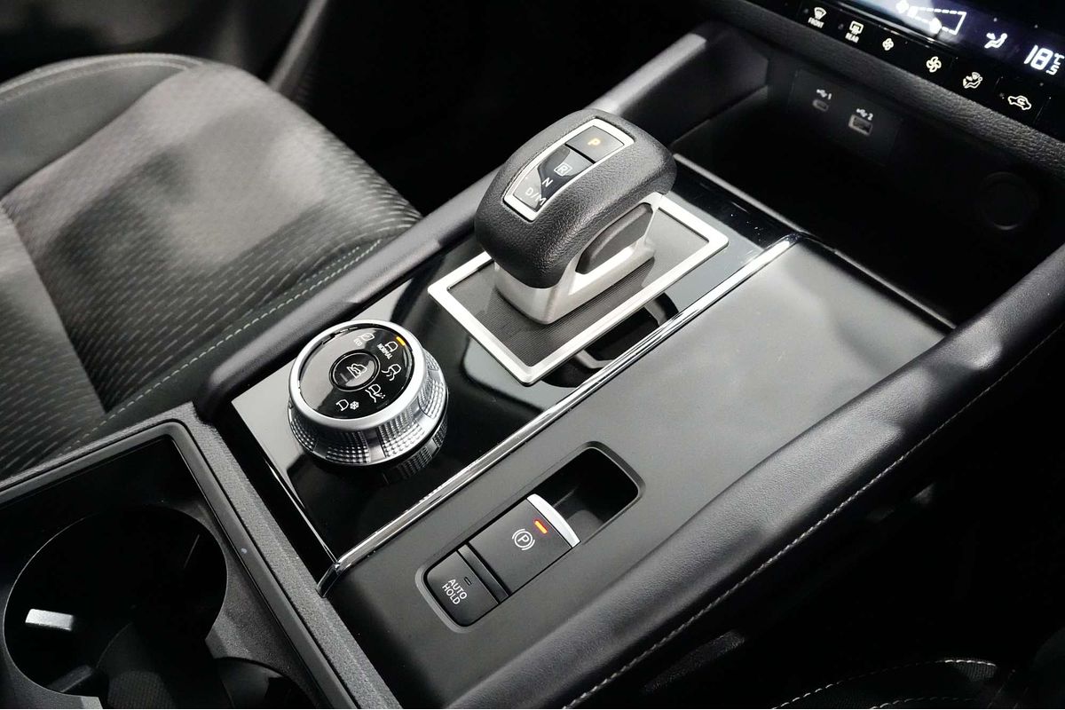 2022 Mitsubishi Outlander ES ZM