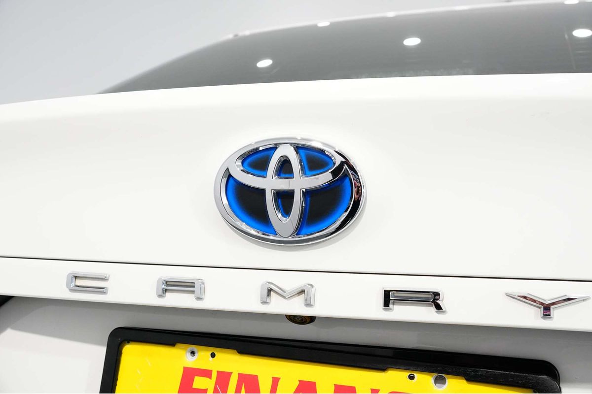 2020 Toyota Camry Ascent Sport AXVH71R