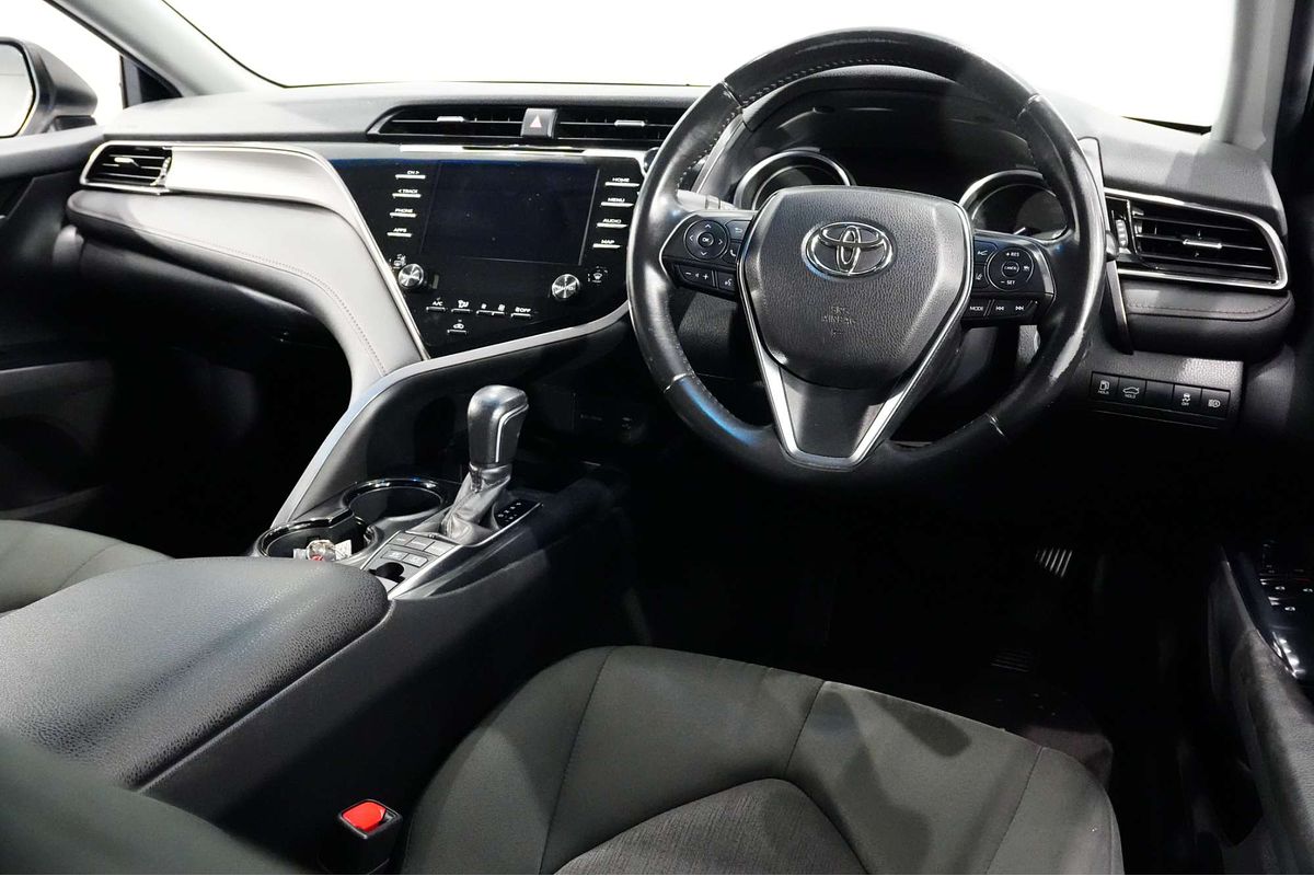 2020 Toyota Camry Ascent Sport AXVH71R