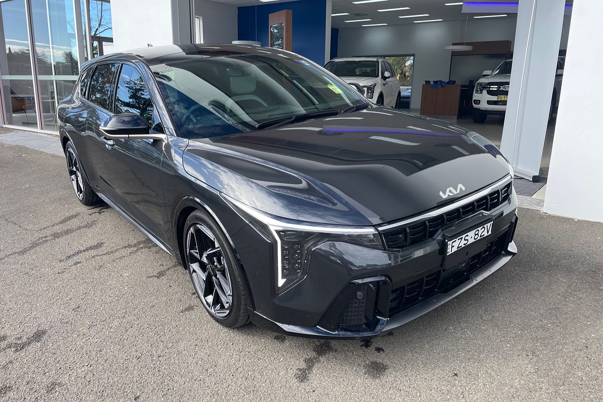 2026 Kia K4 GT-Line CL4m