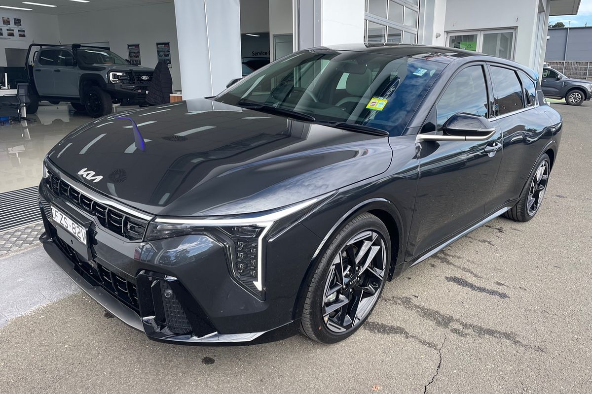 2026 Kia K4 GT-Line CL4m