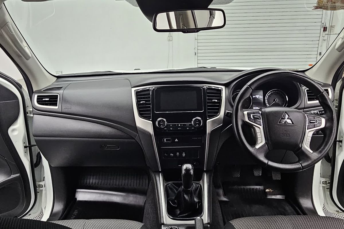 2020 Mitsubishi Triton GLS MR 4X4