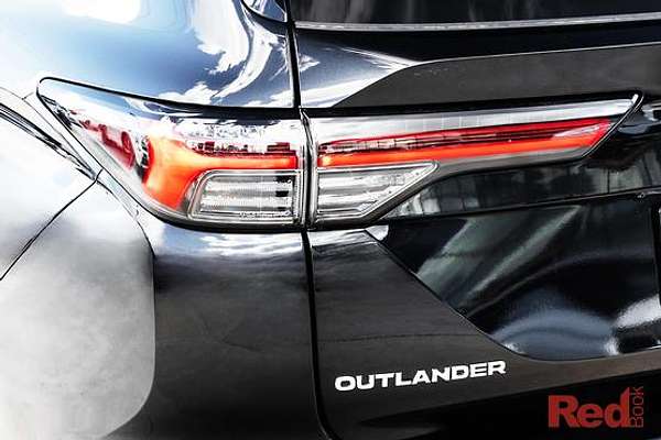 2026 Mitsubishi Outlander LS ZM thumb-14