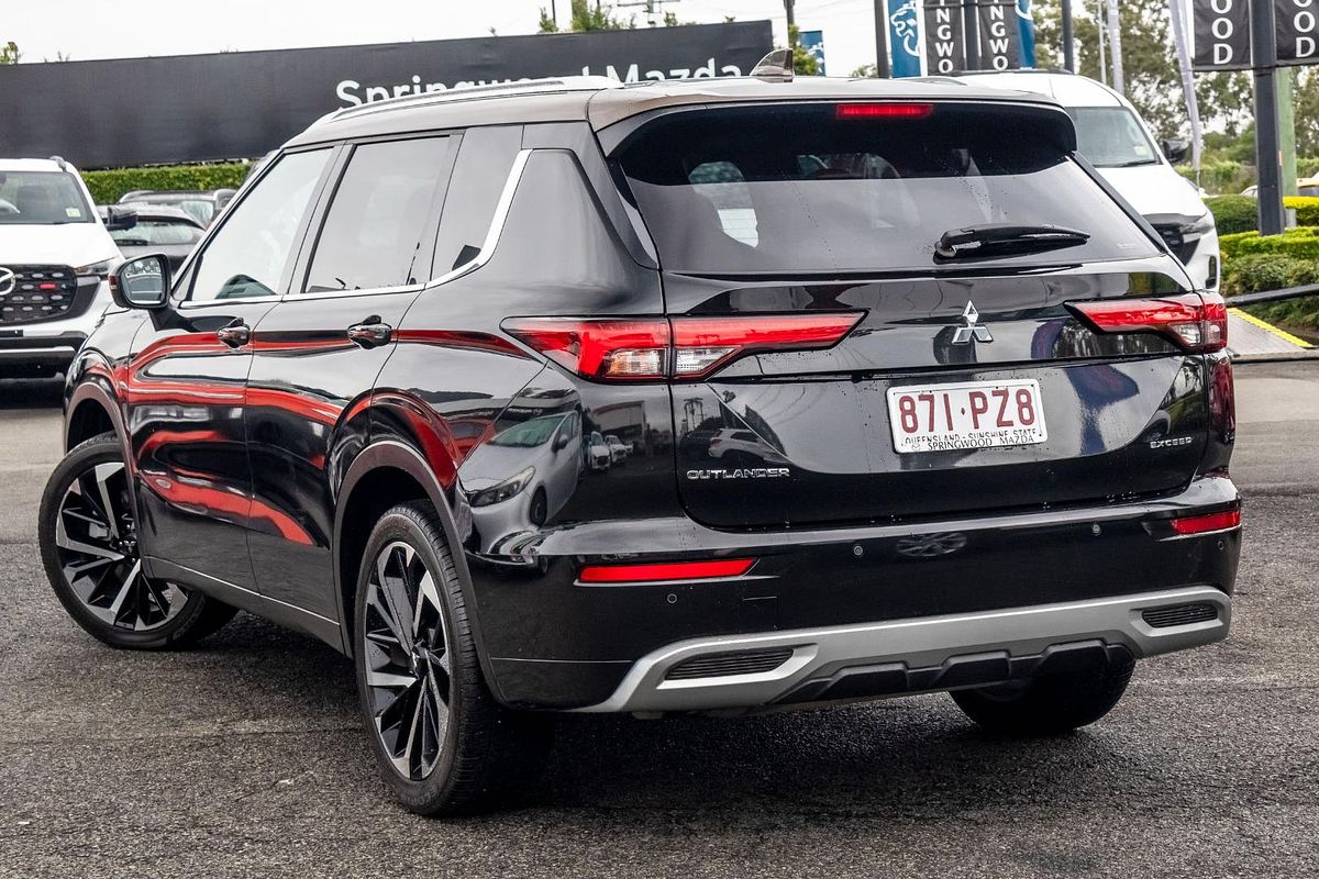 2023 Mitsubishi Outlander Exceed Tourer ZM