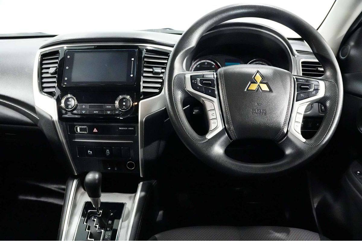 2021 Mitsubishi Triton GLX+ MR 4X4