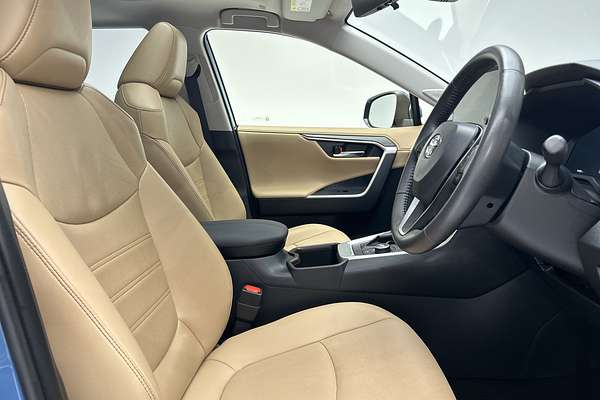 2023 Toyota RAV4 Cruiser AXAH54R thumb-12