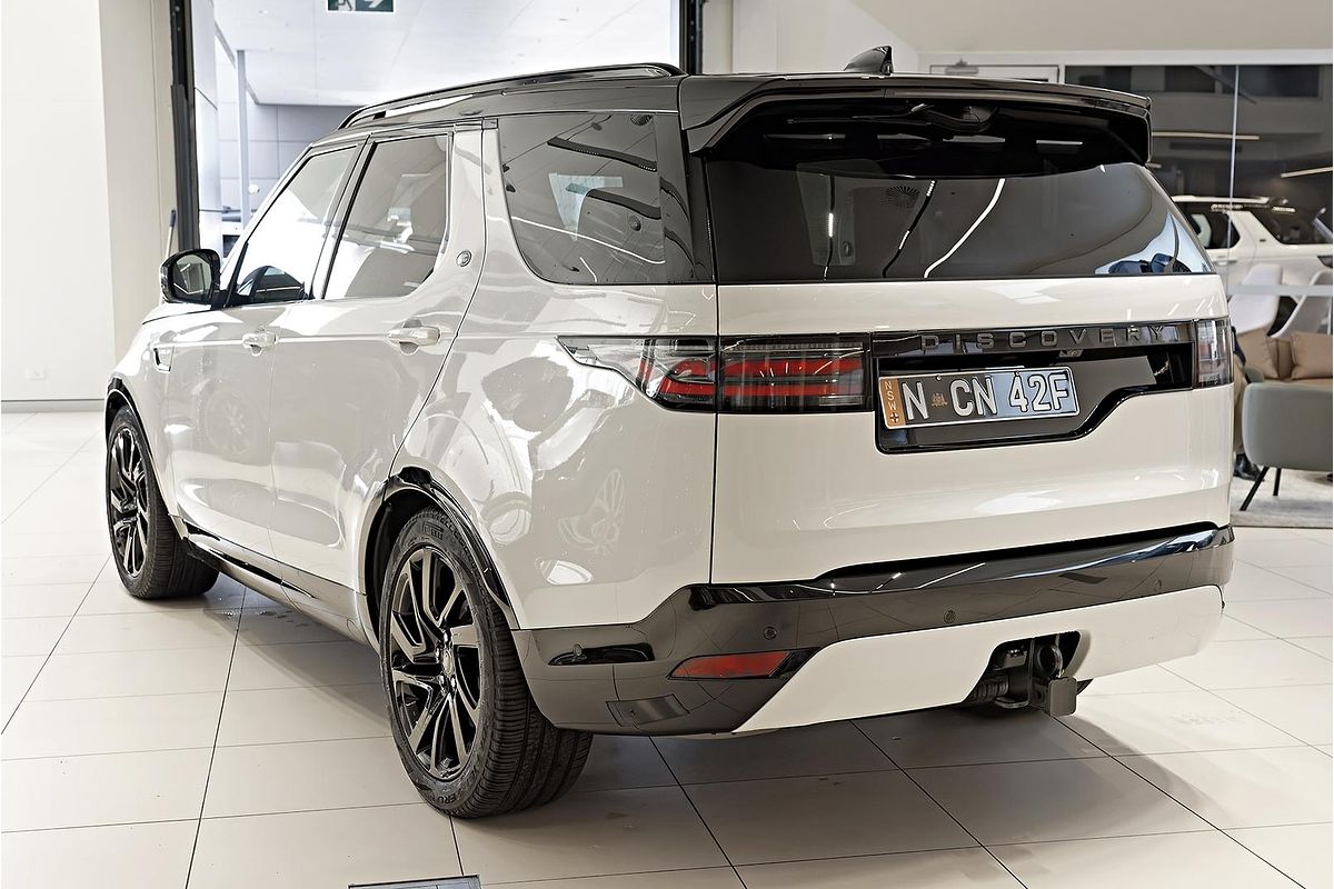 2024 Land Rover Discovery D300 Dynamic SE Series 5