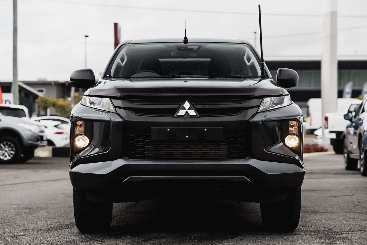 2023 Mitsubishi Triton GLX-R MR 4X4