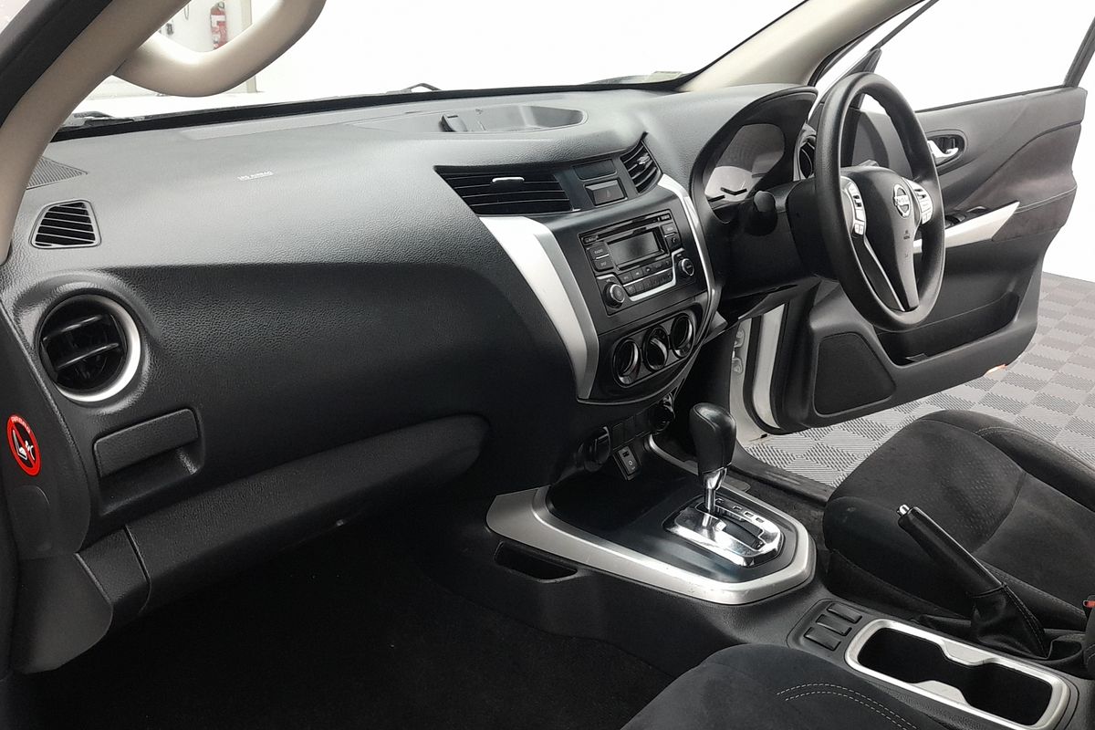 2015 Nissan Navara RX D23 4X4
