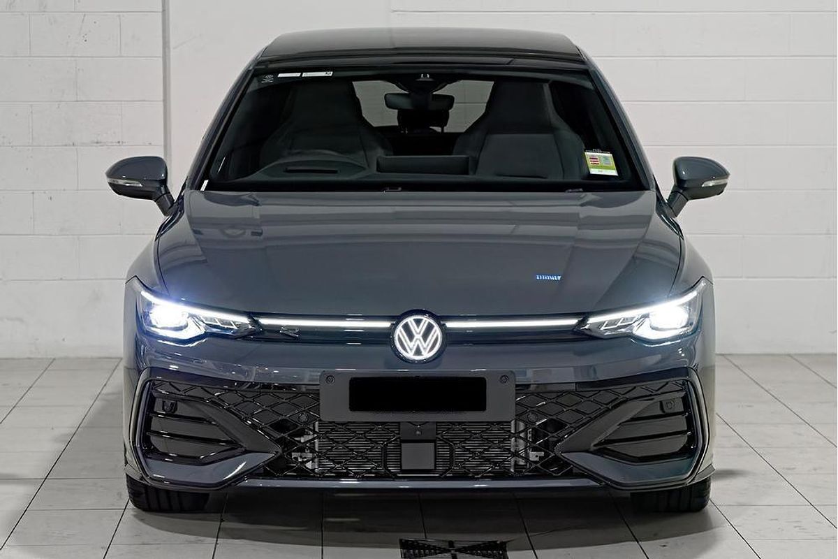 2026 Volkswagen Golf 110TSI R-Line 8.5
