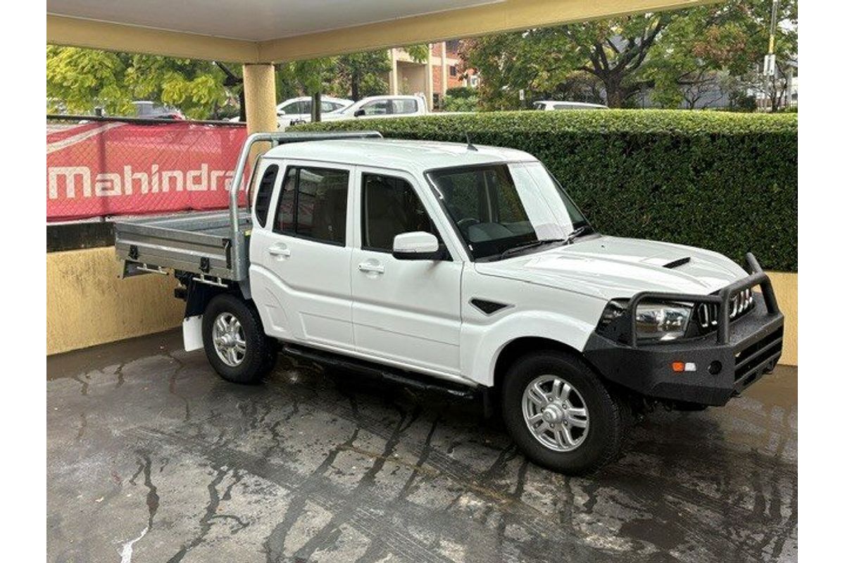 2022 Mahindra PIK-UP S11 4X4