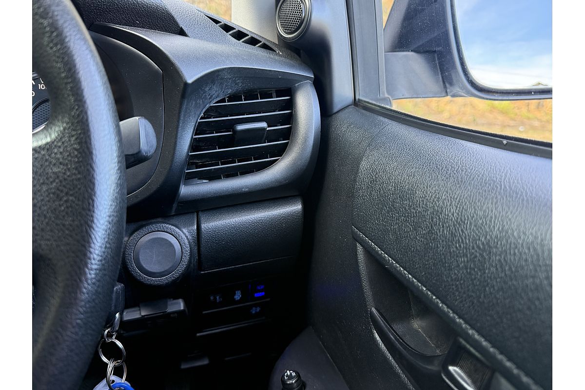 2023 Toyota Hilux SR GUN126R 4X4