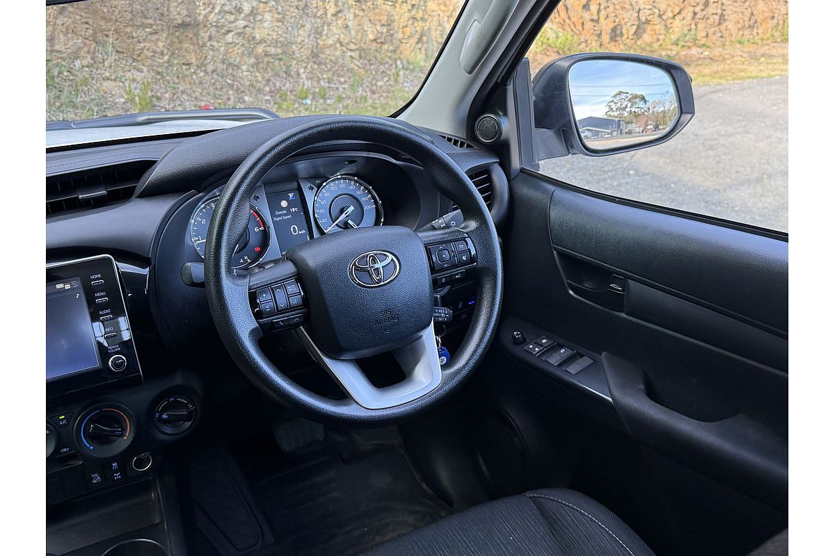 2023 Toyota Hilux SR GUN126R 4X4