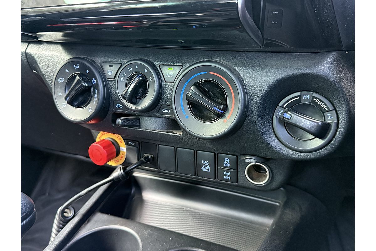 2023 Toyota Hilux SR GUN126R 4X4