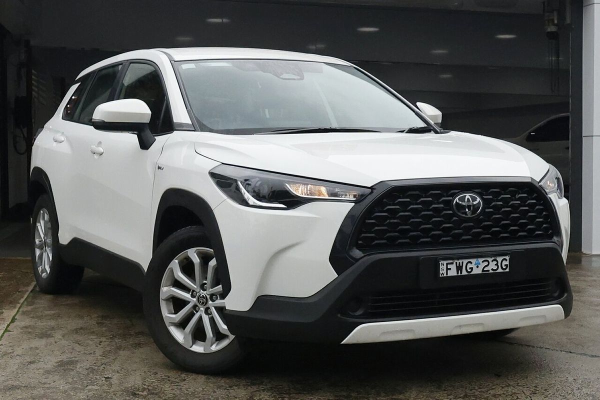 2024 Toyota Corolla Cross GX MXGH10R