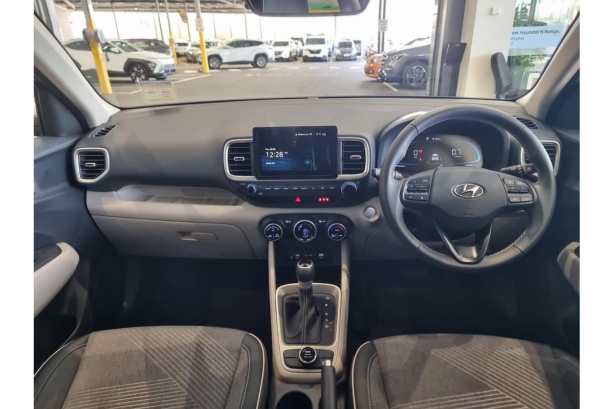 2026 Hyundai Venue Elite QX.V5