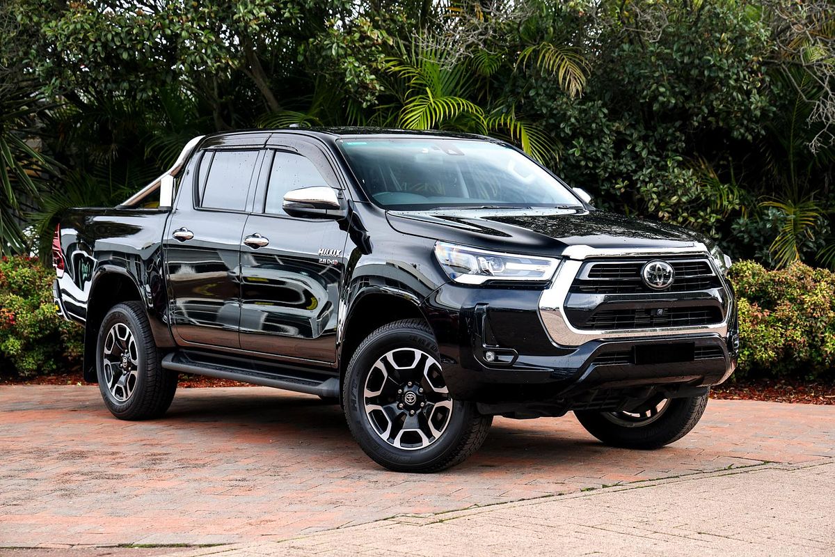 2023 Toyota Hilux SR5 GUN126R 4X4