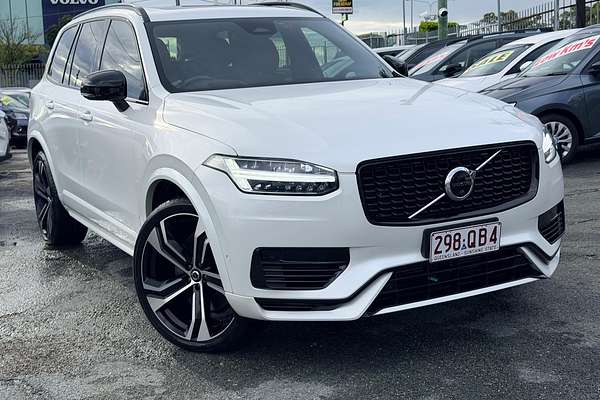 2023 Volvo XC90 Recharge Ultimate T8 Plug-In Hybrid