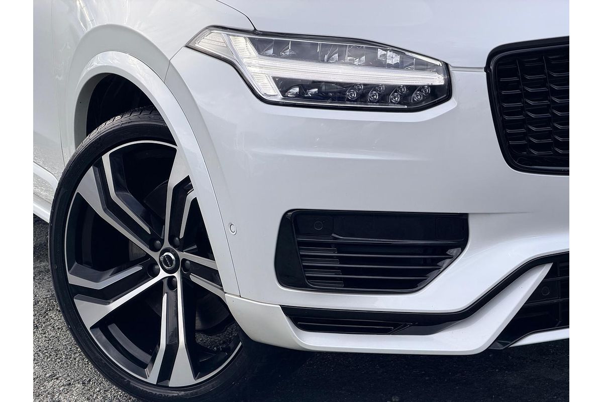 2023 Volvo XC90 Recharge Ultimate T8 Plug-In Hybrid