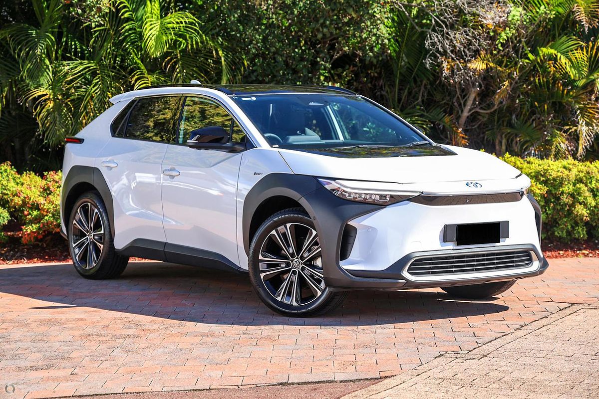 2024 Toyota bZ4X YEAM15R