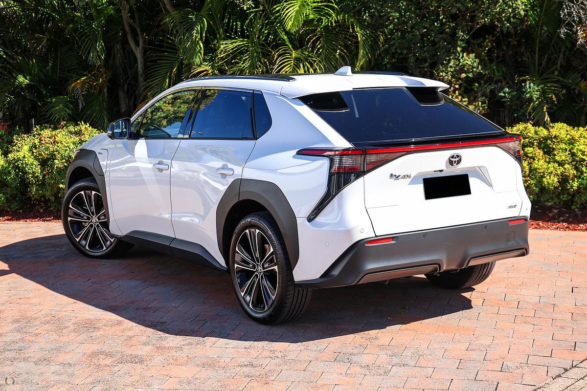 2024 Toyota bZ4X YEAM15R