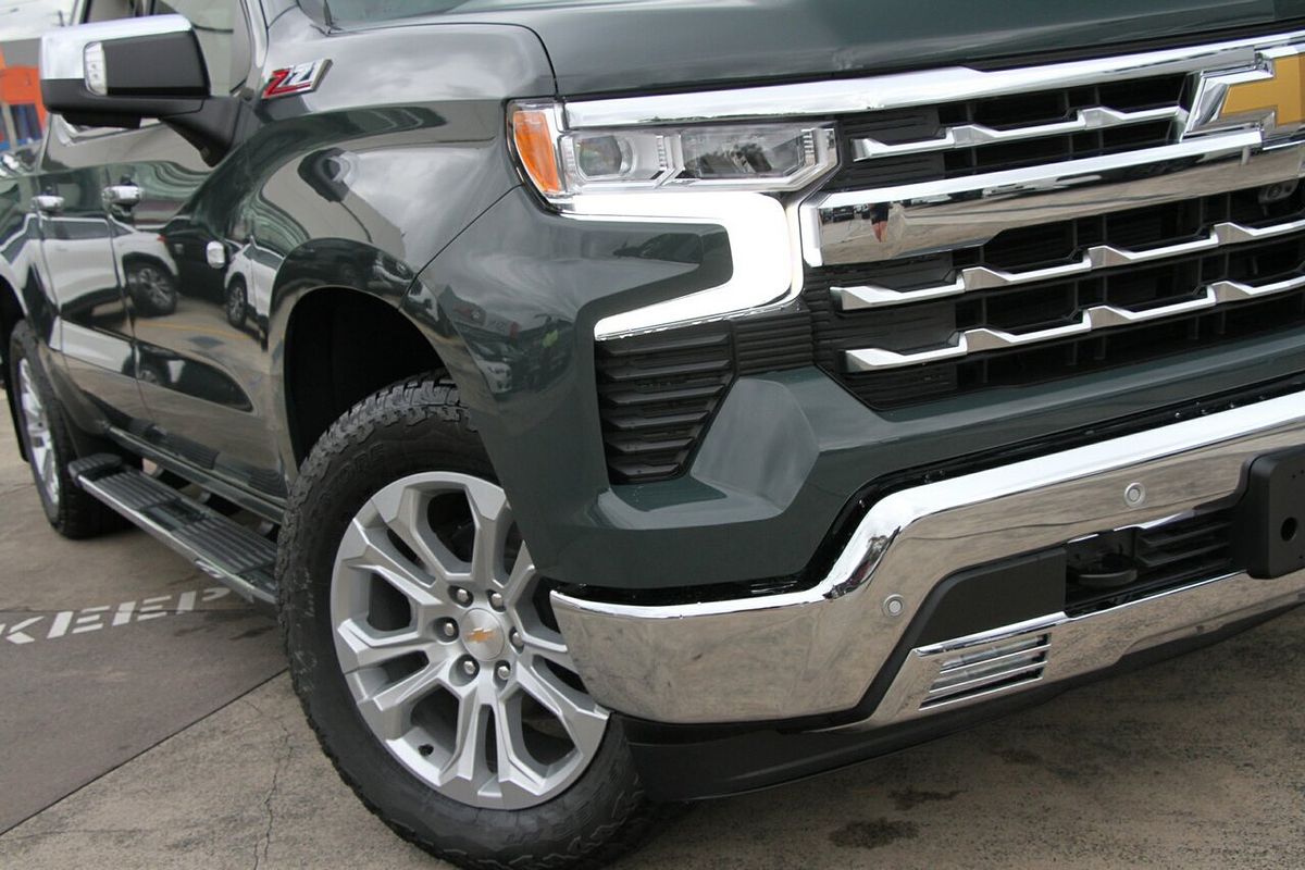 2025 Chevrolet Silverado 1500 LTZ Premium W/Tech Pack T1 4X4
