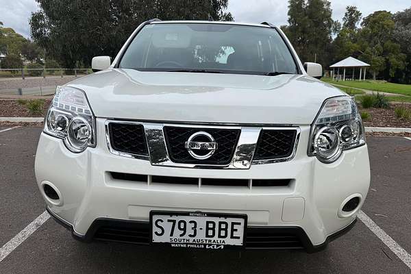 2013 Nissan X-TRAIL ST T31 thumb-2