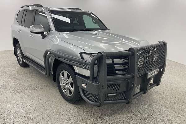 2024 Toyota Landcruiser Sahara FJA300R