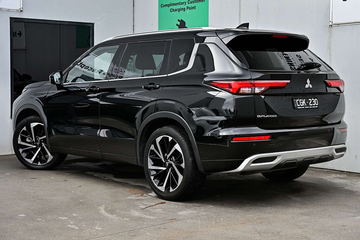 2022 Mitsubishi Outlander Exceed ZM