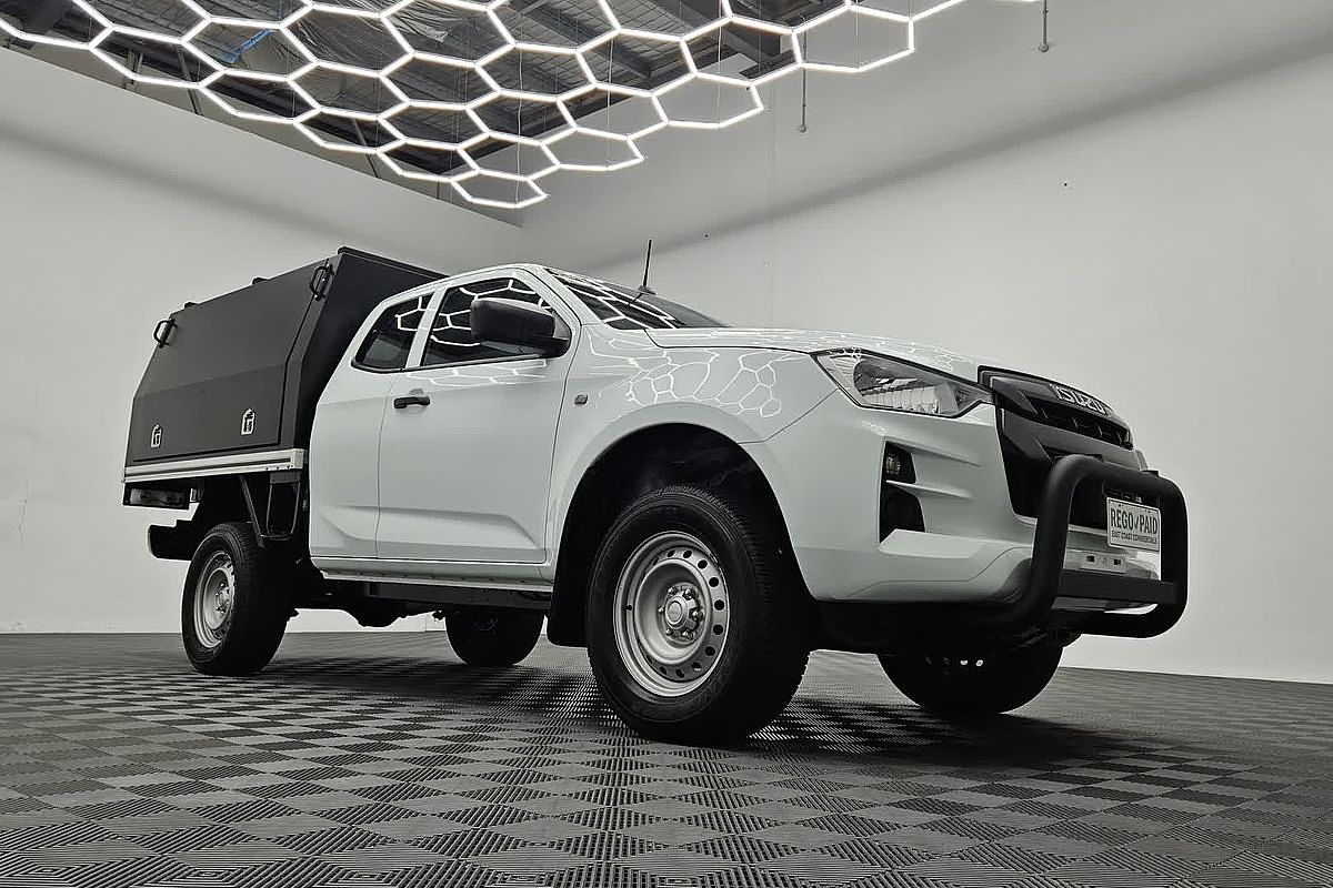 2022 Isuzu D-MAX SX 4X4