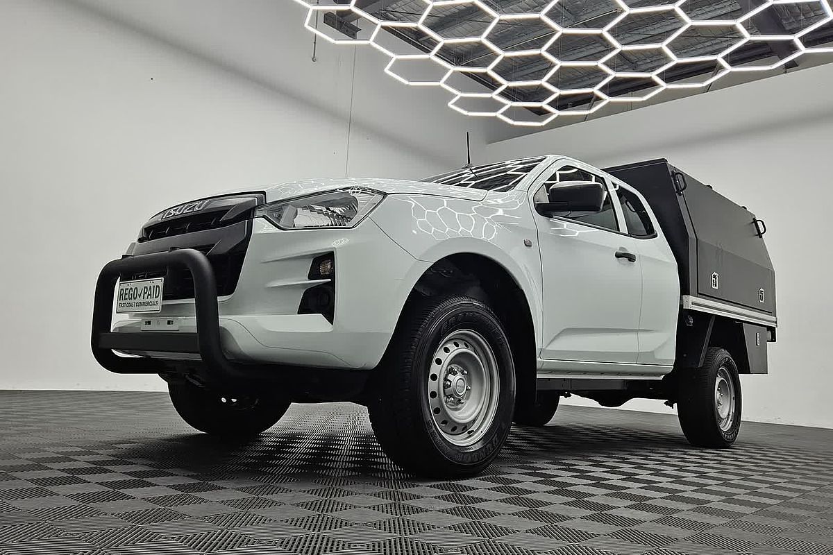 2022 Isuzu D-MAX SX 4X4