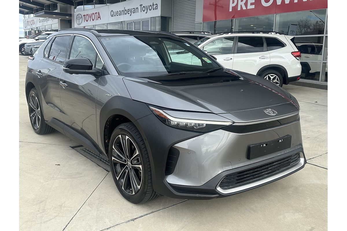 2024 Toyota bZ4X Standard AWD 71.4 kWh Li-ion batt Automatic Wagon