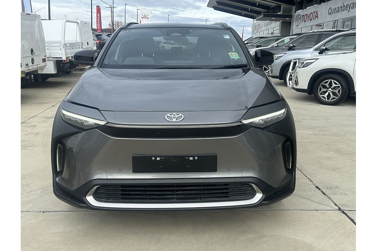 2024 Toyota bZ4X Standard AWD 71.4 kWh Li-ion batt Automatic Wagon