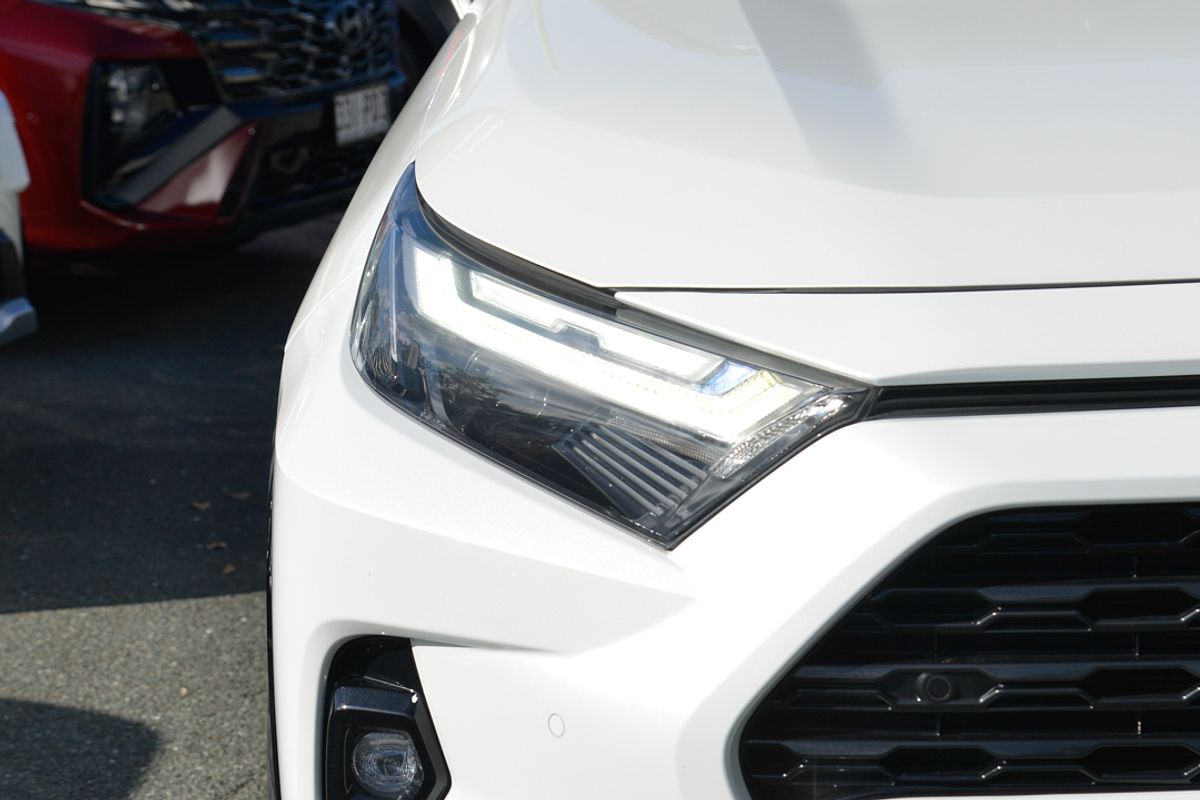 2022 Toyota RAV4 XSE AXAH52R