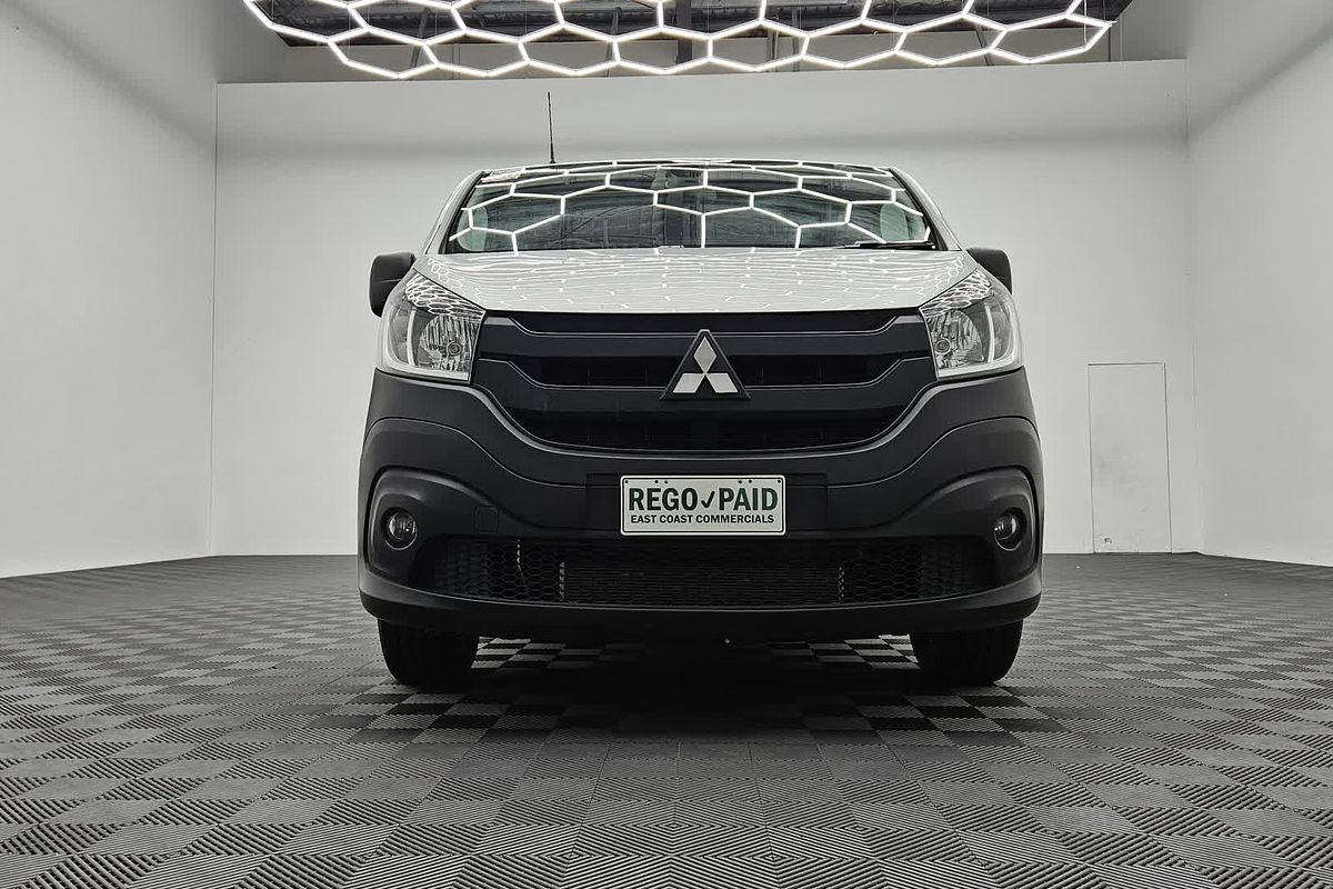 2020 Mitsubishi Express GLX SN SWB