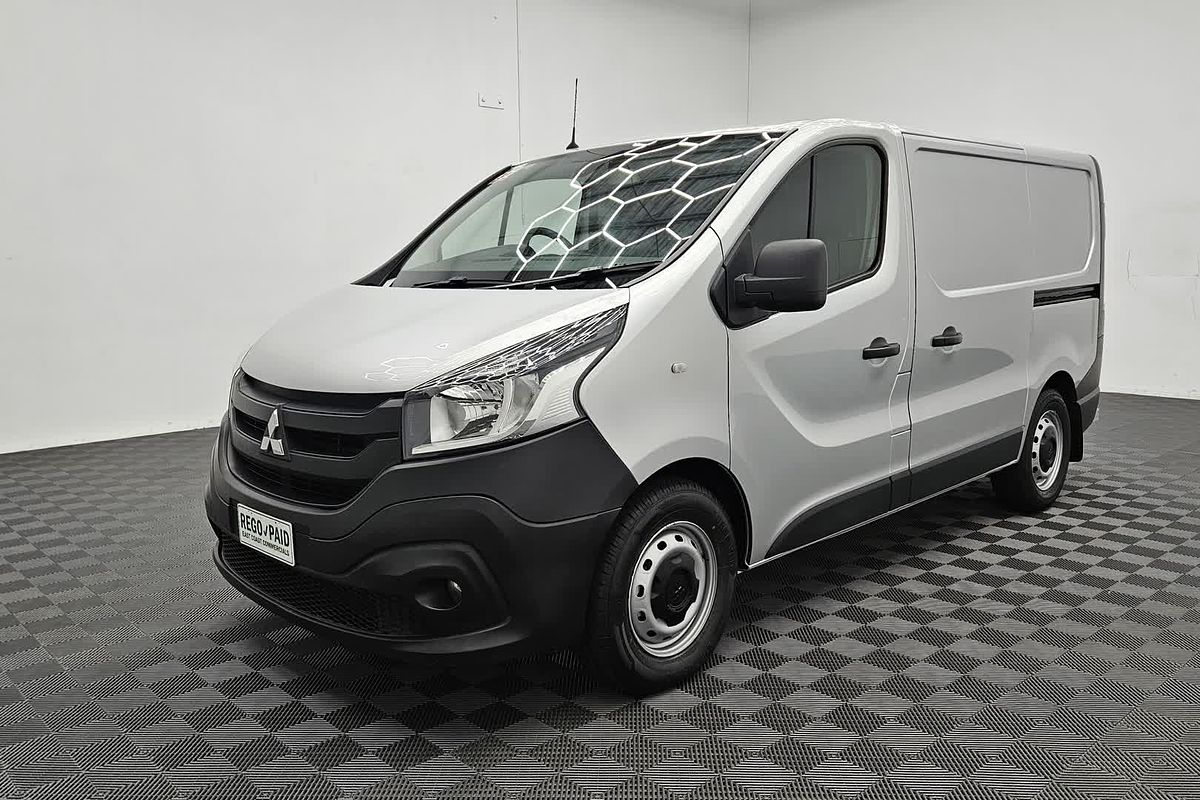 2020 Mitsubishi Express GLX SN SWB