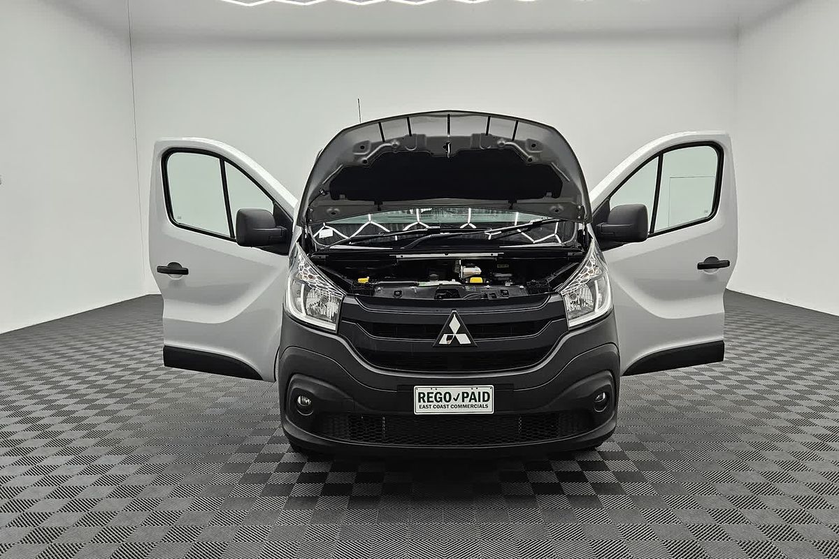 2020 Mitsubishi Express GLX SN SWB