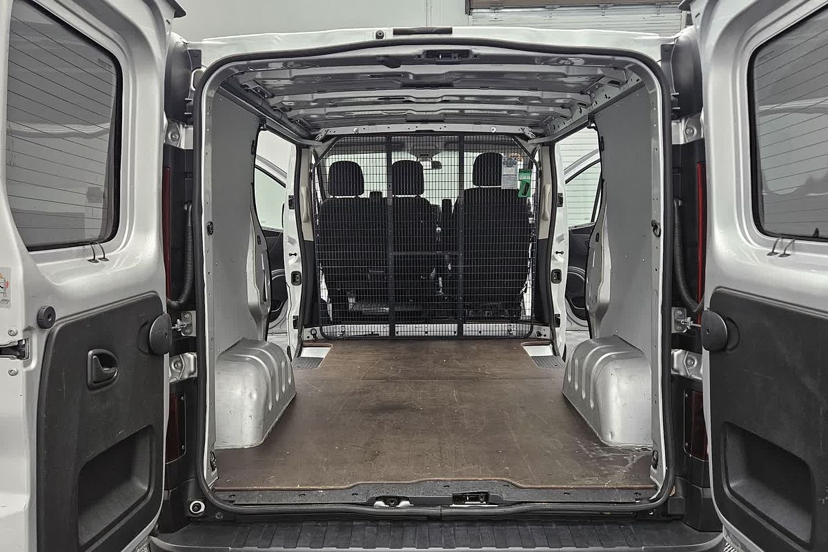 2020 Mitsubishi Express GLX SN SWB
