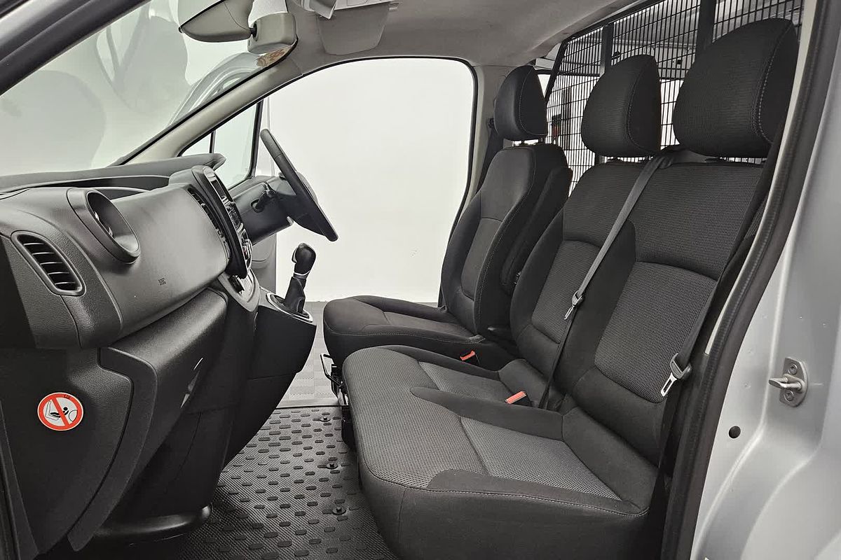 2020 Mitsubishi Express GLX SN SWB