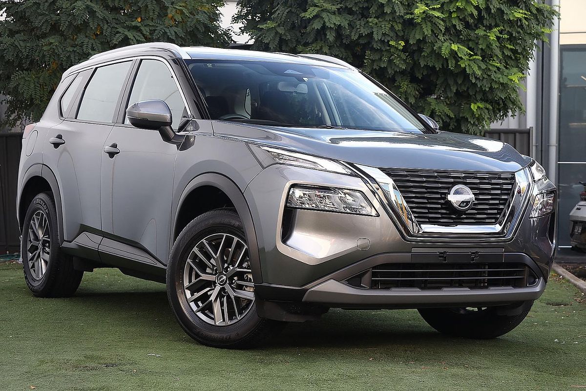 2025 Nissan X-TRAIL ST T33