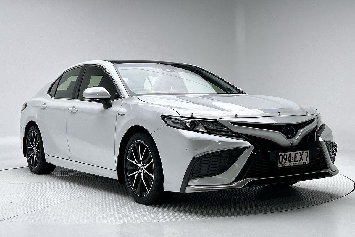 2022 Toyota Camry SL AXVH70R