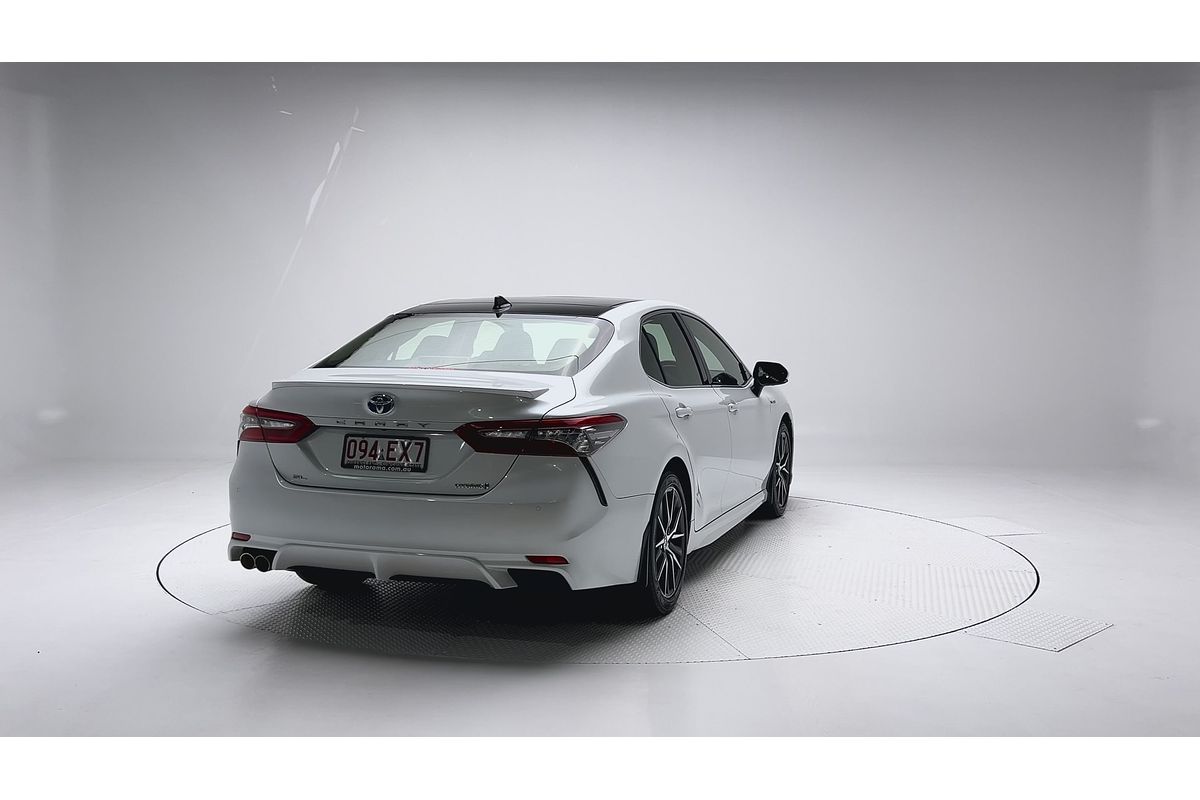 2022 Toyota Camry SL AXVH70R