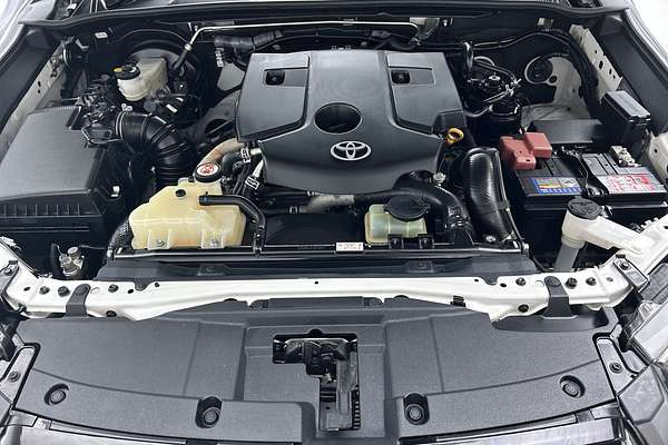 2021 Toyota Hilux Rugged X GUN126R 4X4 thumb-10