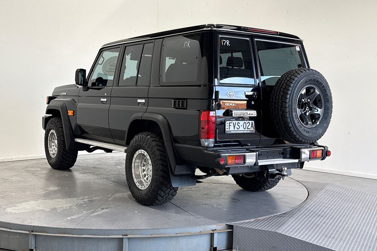 2025 Toyota Landcruiser GXL GDJL76R