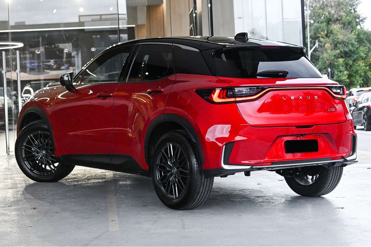 2025 Lexus LBX Sports Luxury MAYH10R
